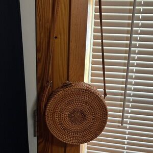 Chic Woven Brown Crossbody Bag